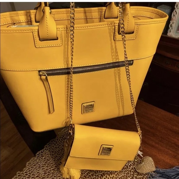 Dooney Beacon Set - Picture 3 of 4